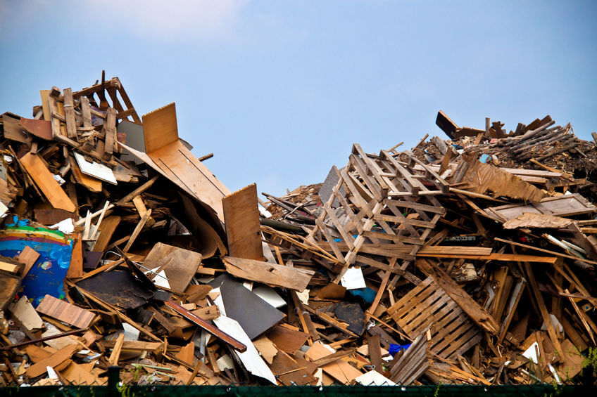 Nachhaltige Holzentsorgung: Recycling und umweltfreundliche Entsorgung von Altholz